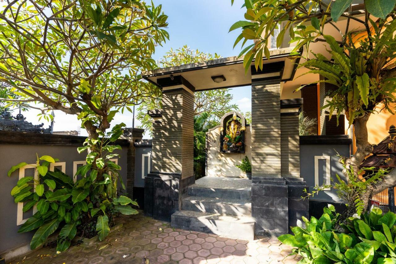 Oyo 922 Pp Dream Guest House Lovina Buitenkant foto